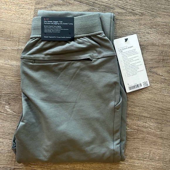 Lululemon City sweat jogger *tall 32” - Picture 5 of 5